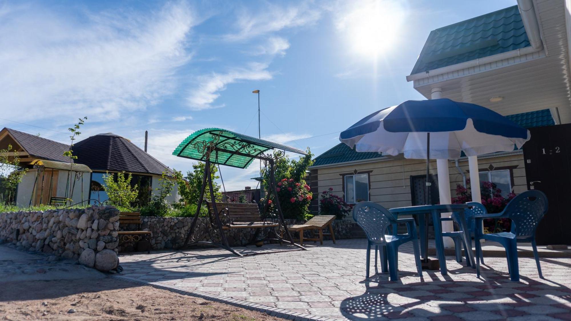 Svetlana Guest House Bokonbayevo Extérieur photo